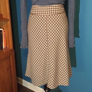New Ann Taylor houndstooth skirt