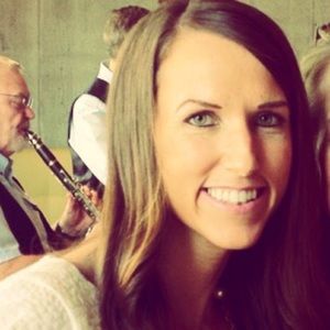 Meet your Posher, Laura