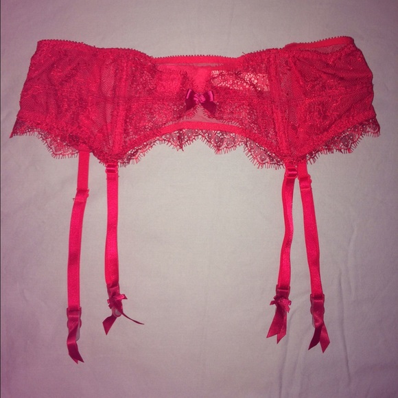 Victoria's Secret Garter Belt