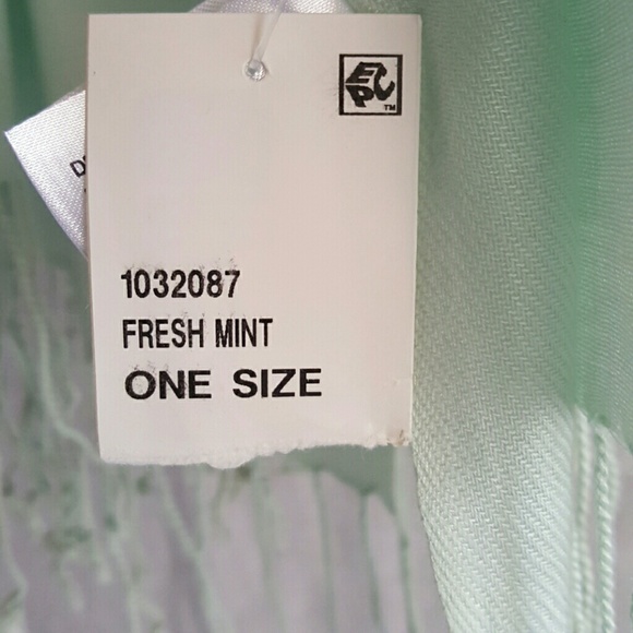 Scarf - Picture 2 of 2