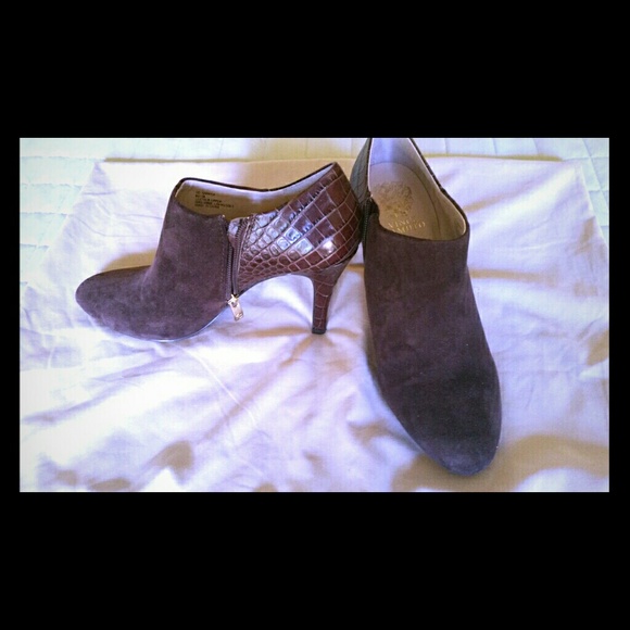 Vince Camuto Shoes - Vince Camino high heel shoes