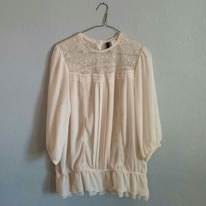 H&M bohemian beige top