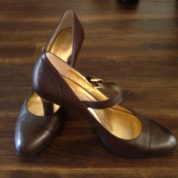 Banana Republic dark brown Mary Jane's