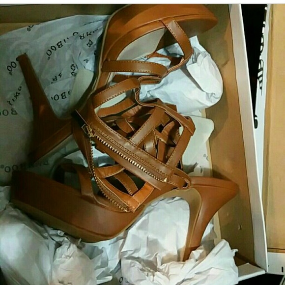 Beautiful brown heels