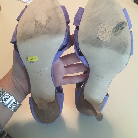 Purple suede heels! - Picture 3 of 4