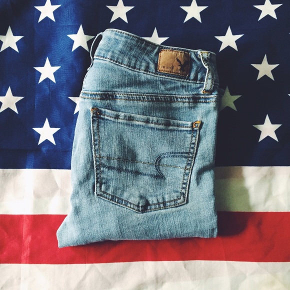 American eagle straight super stretch jeans size 2