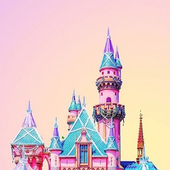 Meet your Posher, Manda - Picture 1 of 1