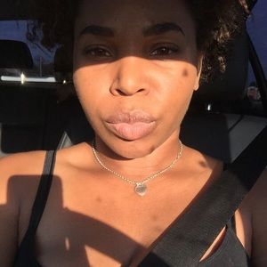 Meet your Posher, Shyra