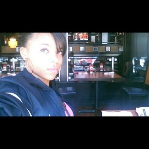 Meet your Posher, Katelynn