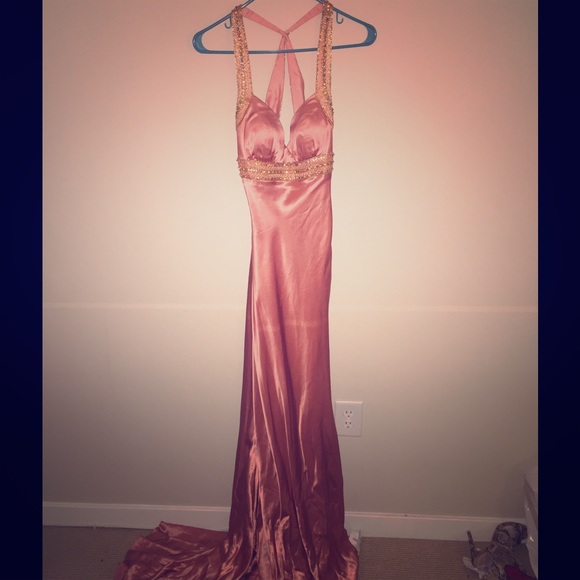 Gorgeous prom dress 100% polyester (coral)