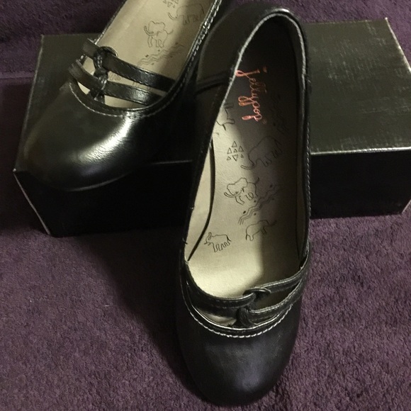 JellyPop black shoes