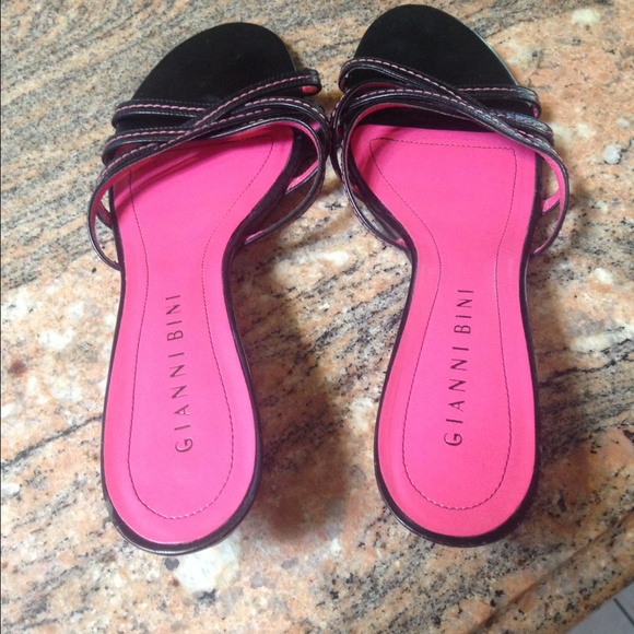 Black and pink sandals