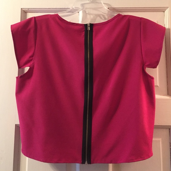 Cute Pink Top! - Picture 2 of 2