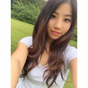 Meet your Posher, Jinah