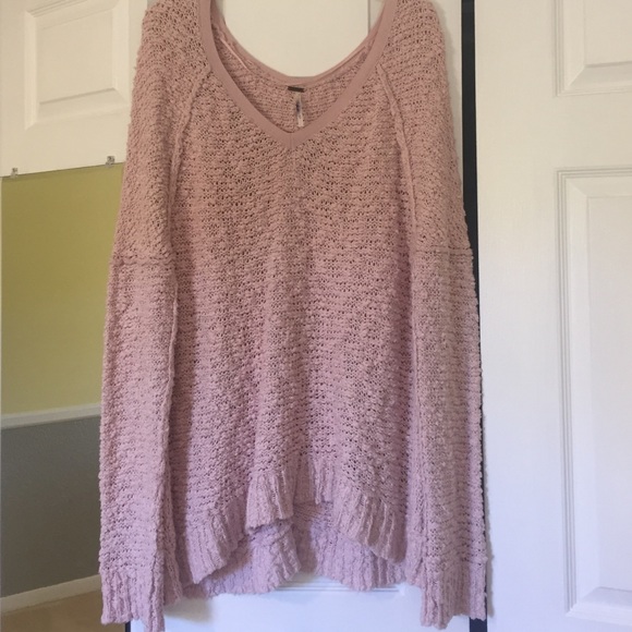 Light pink Free People slouchy sweater