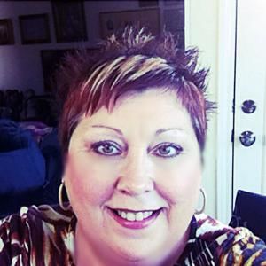 Meet your Posher, Debbie