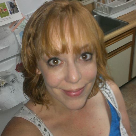 Meet your Posher, Monica - Picture 1 of 1