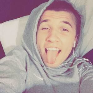 Meet your Posher, Corey