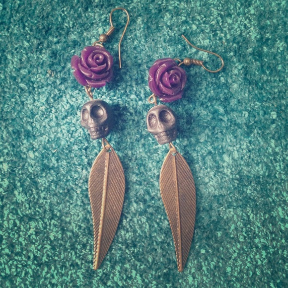 Rose Skull Feather Earrings