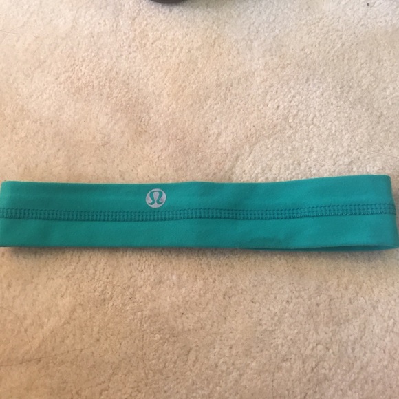 Green lululemon headband