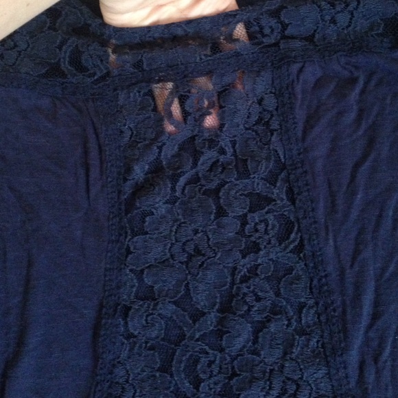 Aeropostale shirt - Picture 3 of 4