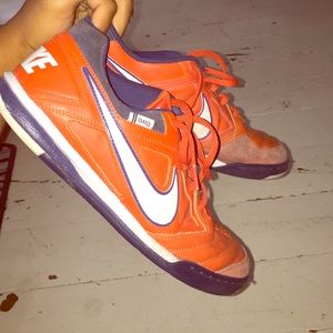 Nike Gato Indoor Soccer Shoes