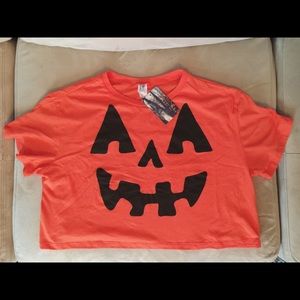 🎃Urban Outfitters Halloween Jackolantern crop top