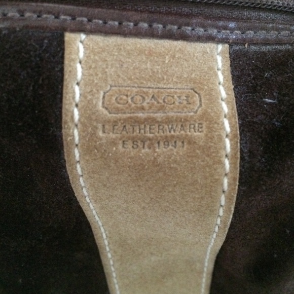 Classic Coach handbag - Picture 3 of 4