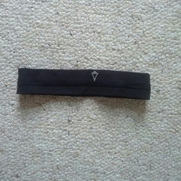 Ivivva headband @treefe