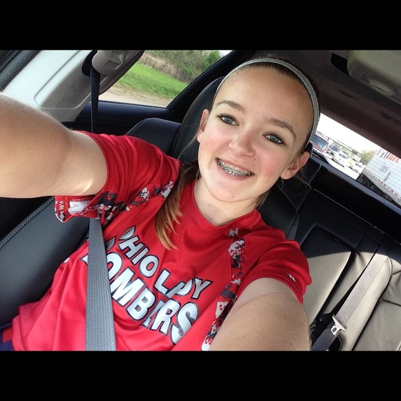 Meet your Posher, Bekah - Picture 1 of 1