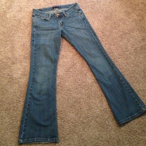 Levi jeans