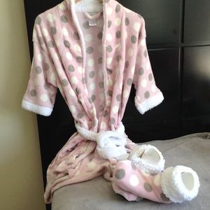 NEW MY SPA DAY ROBE & BOOTIE SLIPPER SET