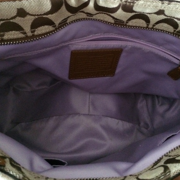 Coach purse - Picture 3 of 4