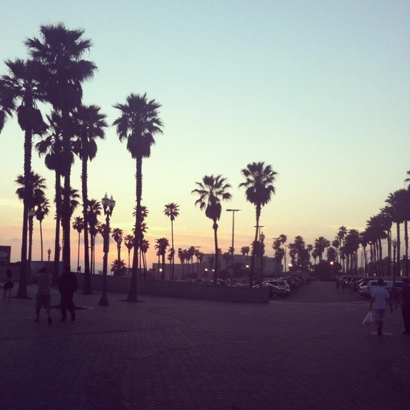 Meet your Posher - Picture 1 of 1