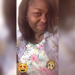 Meet your Posher, Monaya