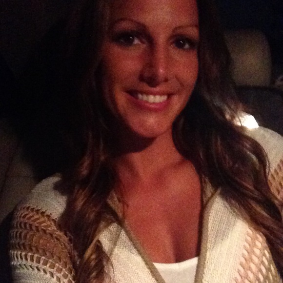 Meet your Posher, Isabelle