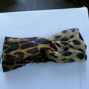 Leopard cheetah twist front headband