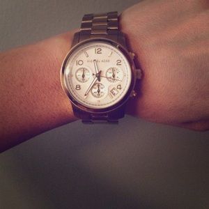 Michael Kors gold watch style 5305