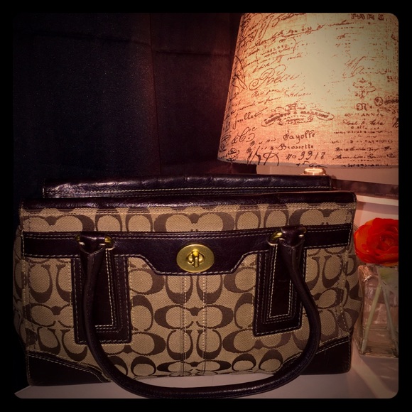Authentic Signature Coach Purse