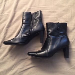 Ankle boots