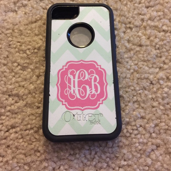 Monogrammed iPhone 5 otter box case