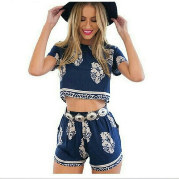Tops - Last • The Lucy Vintage Leaf Boho Set