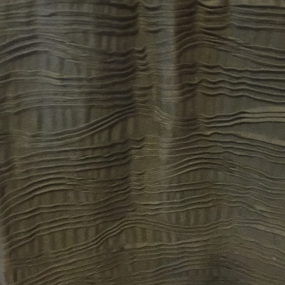 LBD - Picture 2 of 4