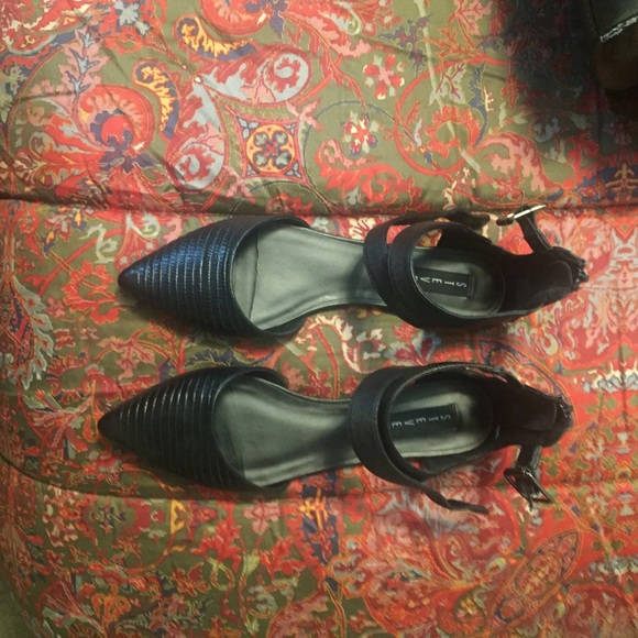 !!SOLD!!! Steven Madden Shoes