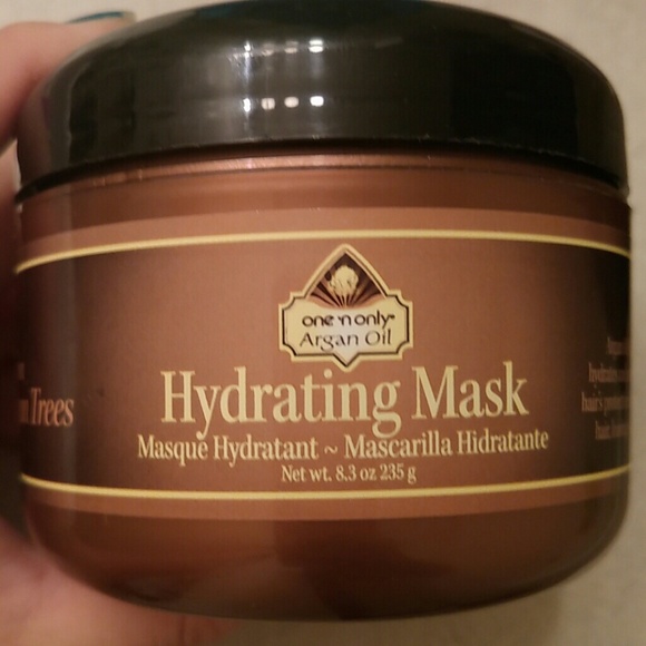 Argan oil hydrating hair mask