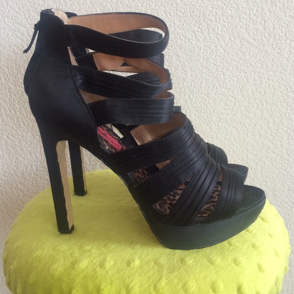 Black strappy platform heel
