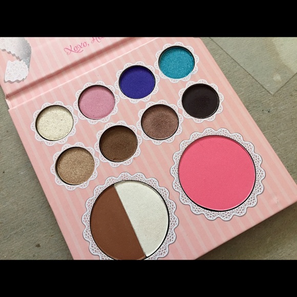 BHCosmetics - Picture 3 of 3