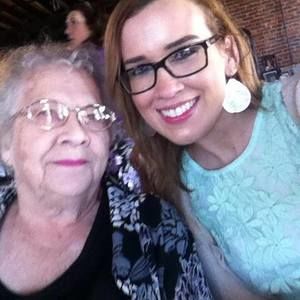 Meet your Posher, Ashley