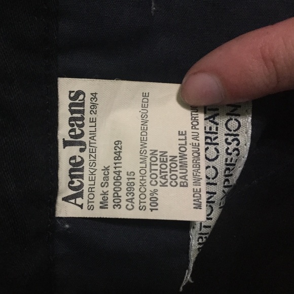 ✨✨MUST GO ✨✨Black Acne Skinnies! - Picture 2 of 3