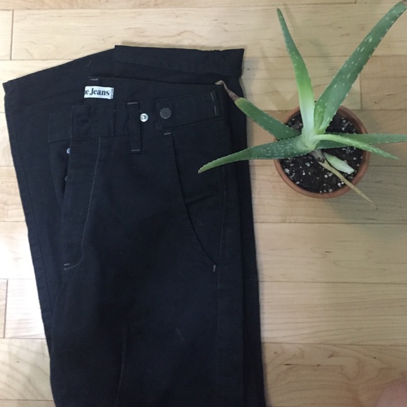 ✨✨MUST GO ✨✨Black Acne Skinnies! - Picture 3 of 3